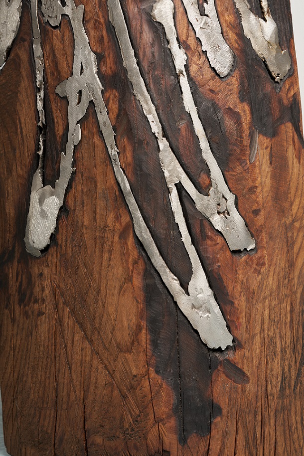 Platzhalter einer Ausstellung ohne Titelbild, roter Hintergrund